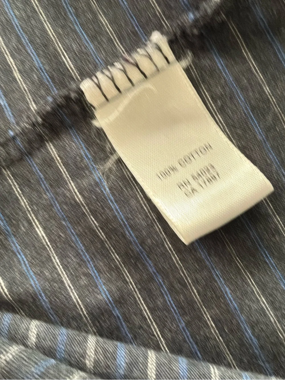 Banana Republic Men’s Crewneck Drk Blue/Grey Striped Long Sleeve T-shirt Medium